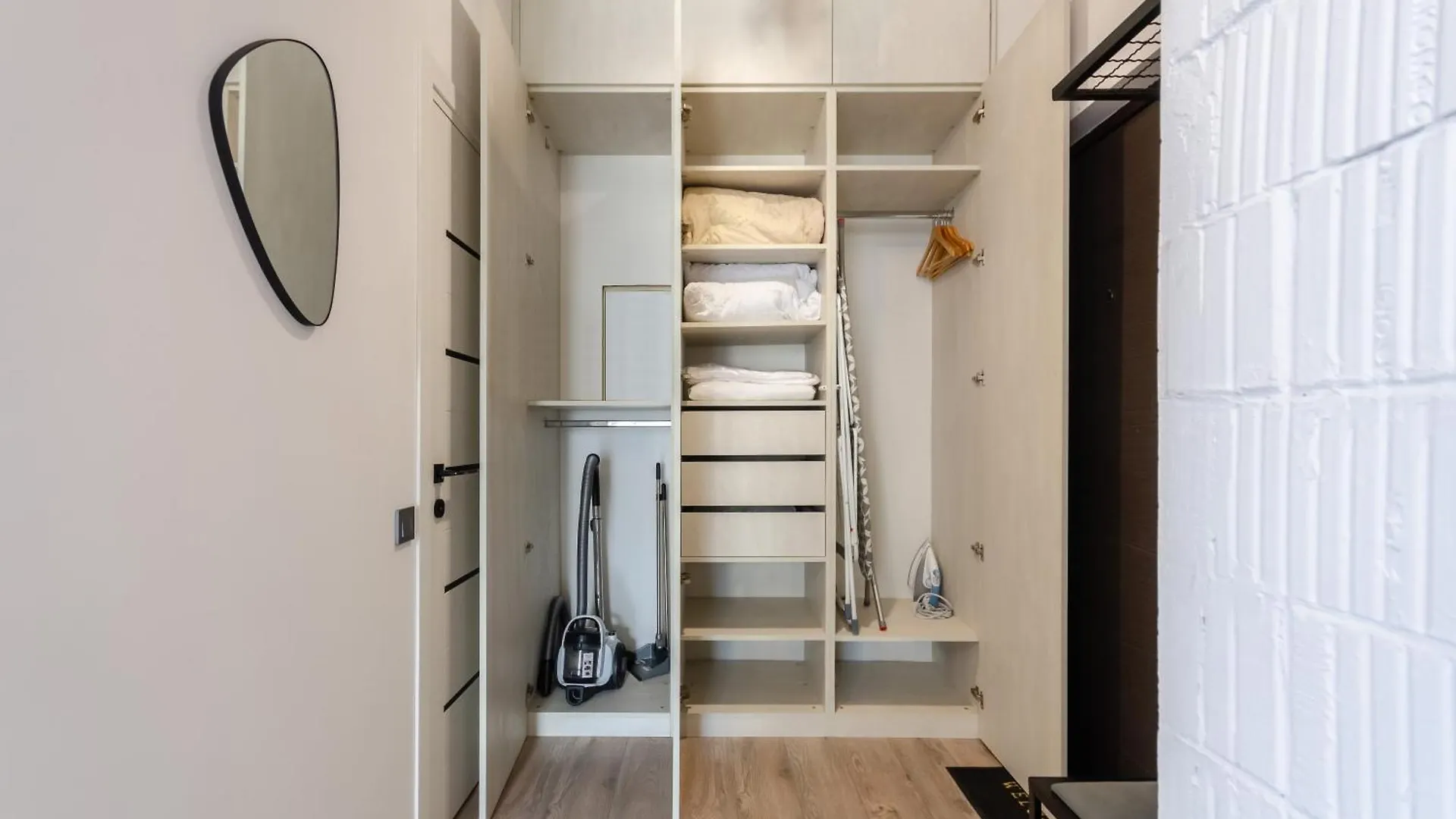 Petrovdom Apartments 05-104B In Rc Yaroslaviv Grad, Bulvarno-Kudriavska 17B 基輔 乌克兰